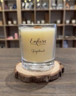 Gingerbread crackling candle